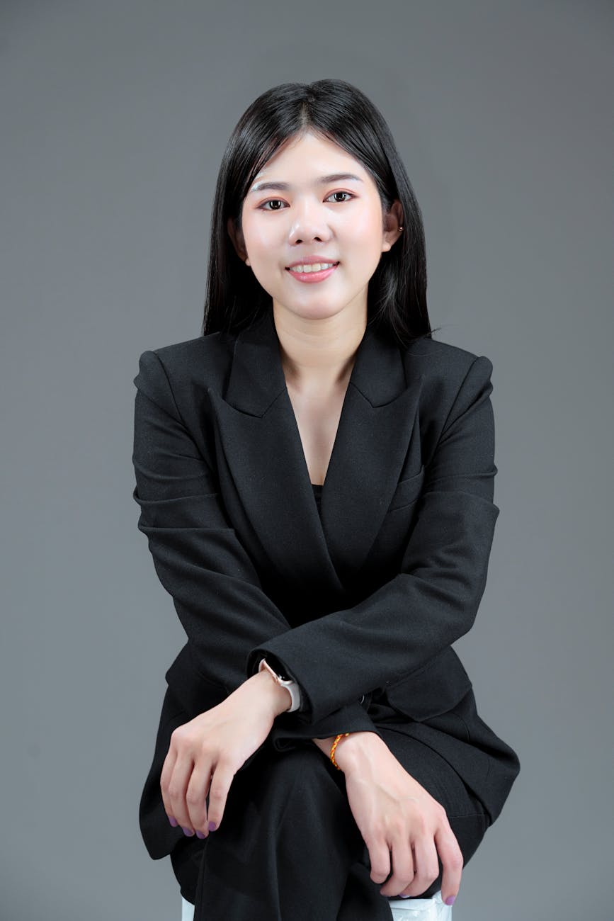 Chân dung Nguyễn Hồng Lan, Partner · Brand