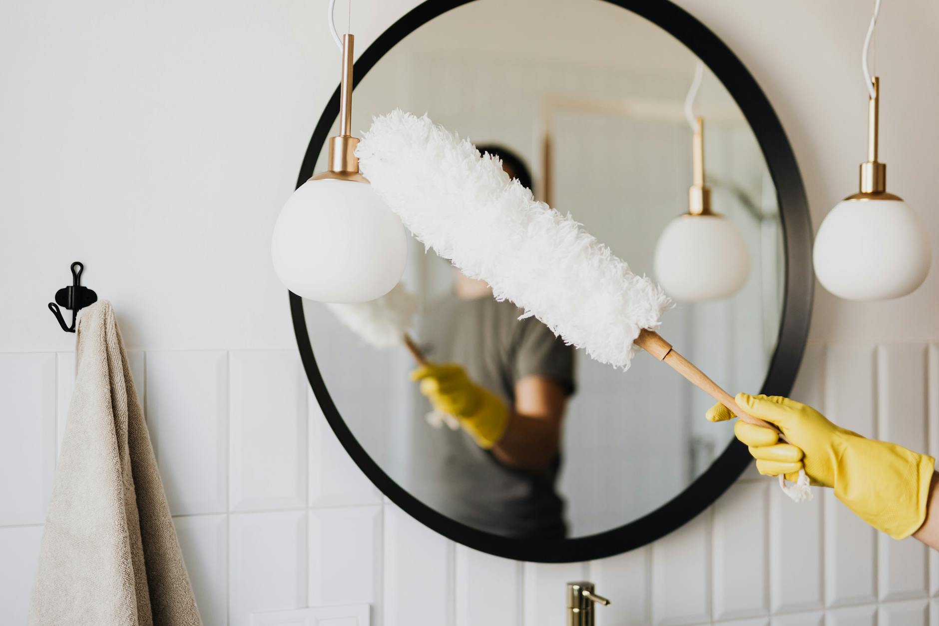 Dọn nhà / Home Cleaning