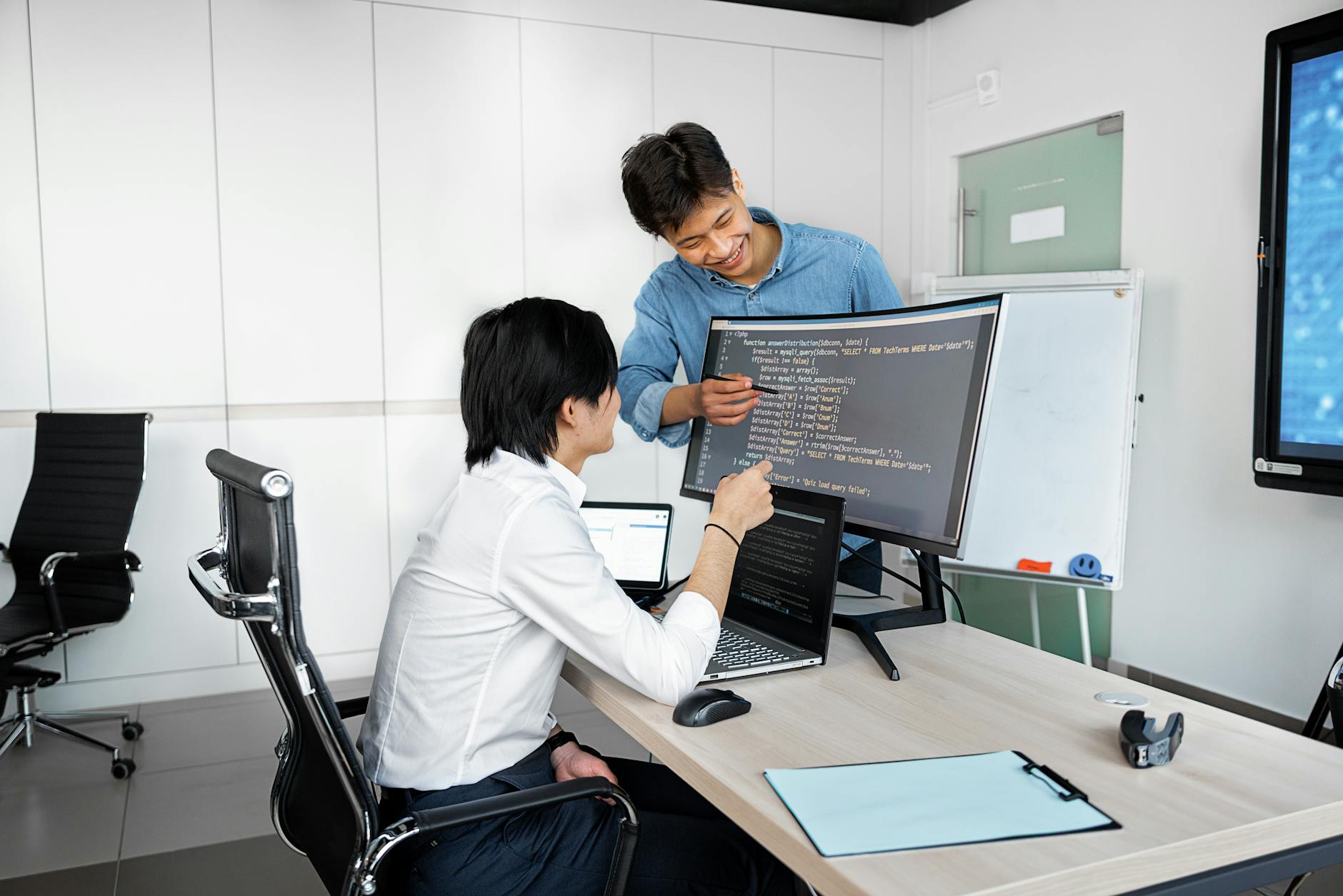 Agency lập trình