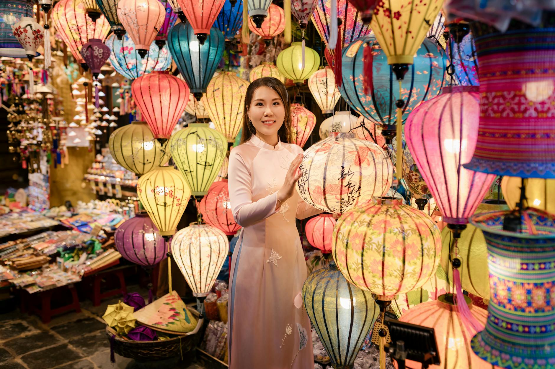 Đèn Phố Cổ — Lồng đèn Hội An