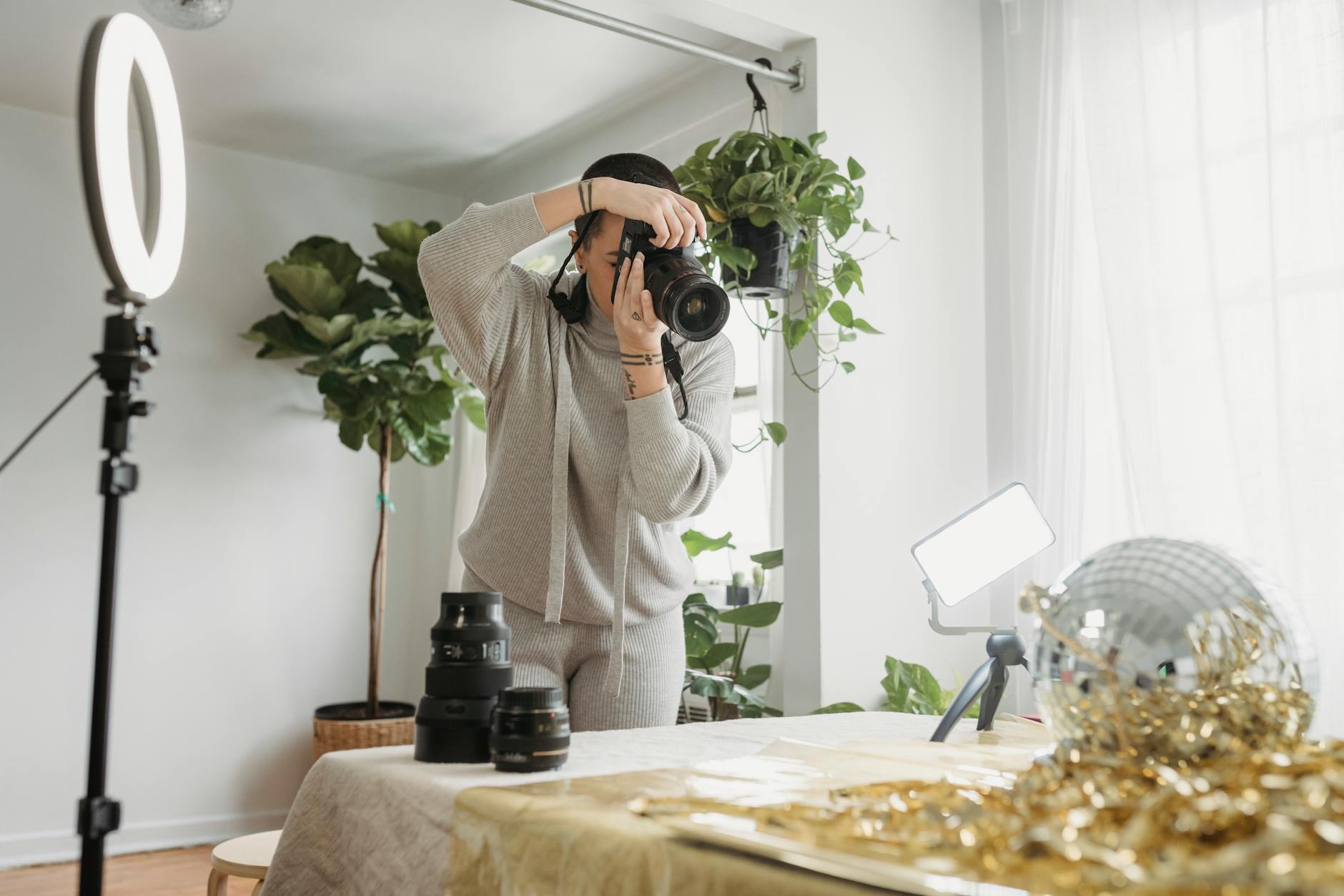 Cô dâu chuẩn bị — Getting ready