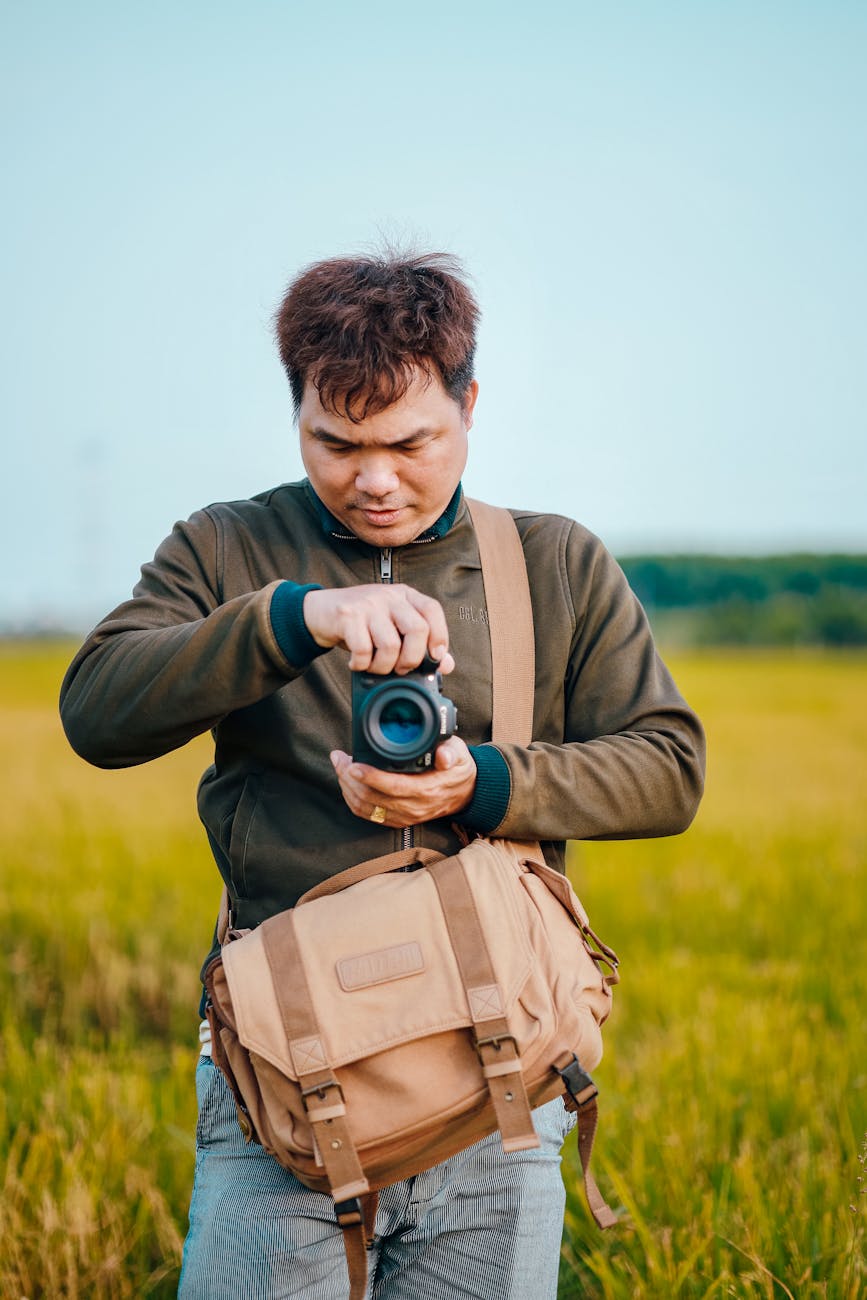Chân dung Mai Lê — Visual Storyteller · Founder