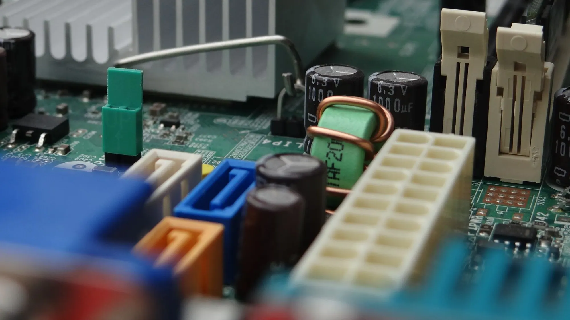 Cách chọn cấu hình PC theo nhu cầu và ngân sách