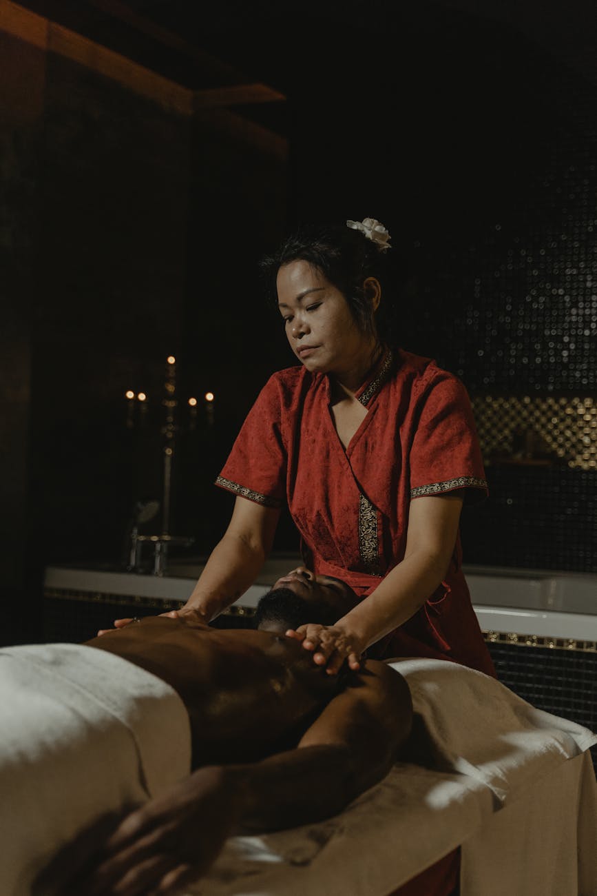 Portrait — Trần Thị Mỹ Linh, Founder · Lương y trưởng